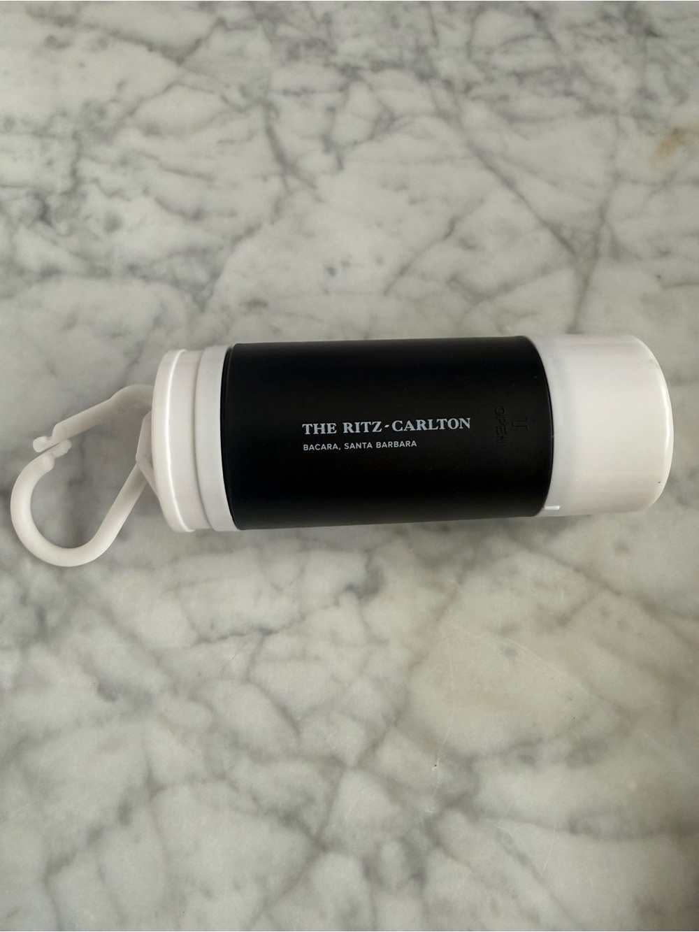 NEW Ritz-Carlton Bacara Dog Waste Bag Dispenser with Flashlight